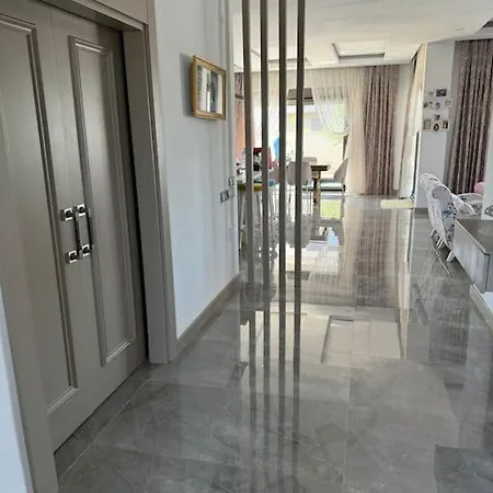 Villa Naz *